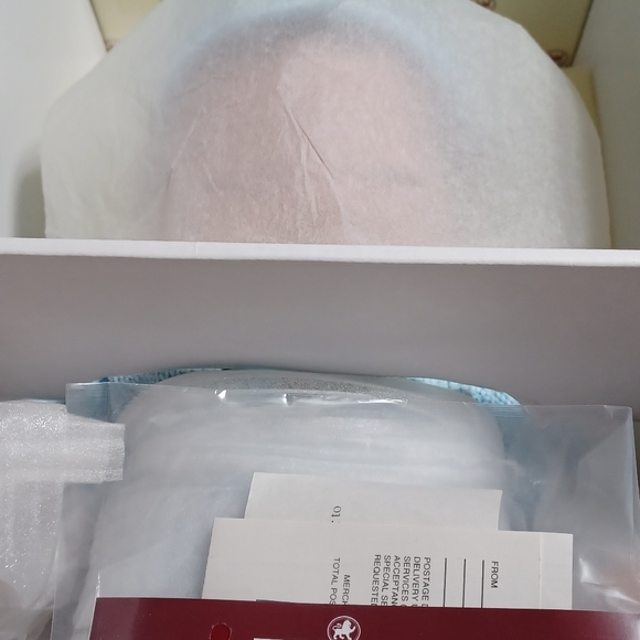 Ashton Drake Galleries Baby boy Charlie NWT smells like powder never out of box - Picture 6 of 13